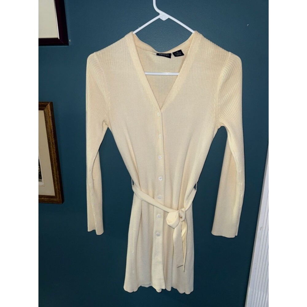 Hillard & Hanson Cream Ribbed V-Neck Cardigan